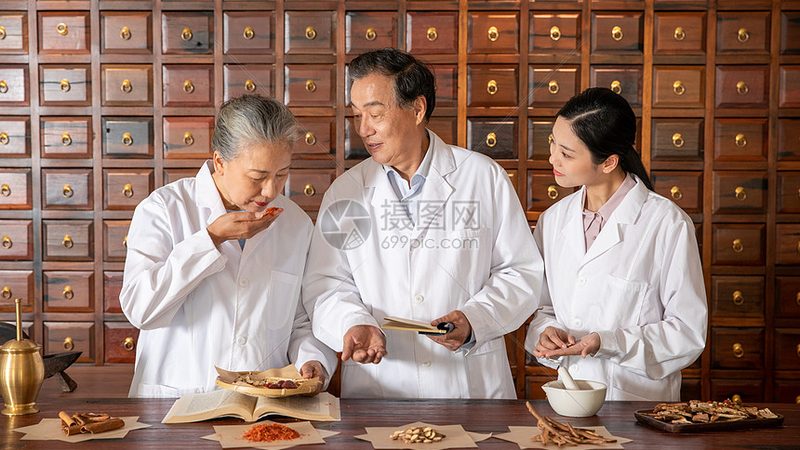 上海艾灸养生馆雷火灸和普通艾灸区别
